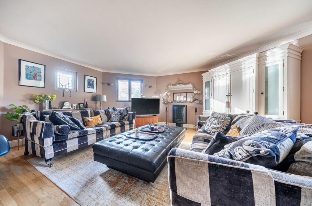 Main image of property: Kiln Lane, Leigh, TN11