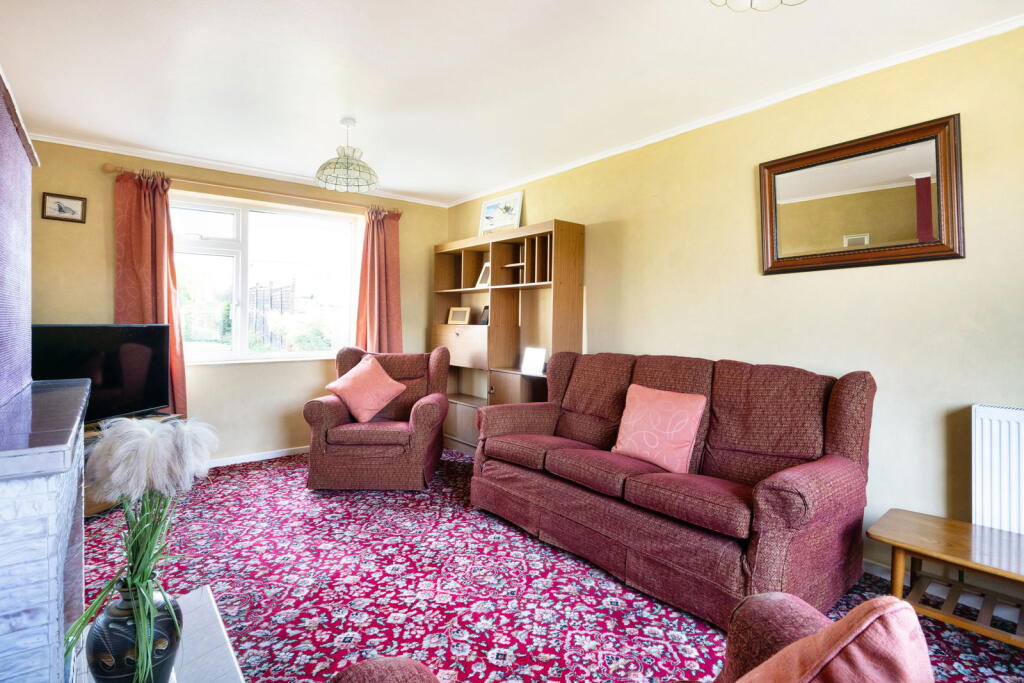 Beaufort Road, Charlton Kings, Cheltenham, GL52 6JS photo 4