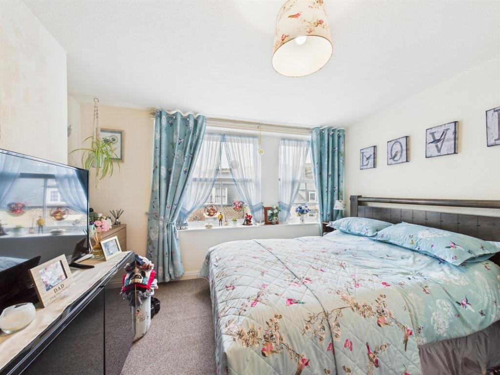 Apartment in York - View 4