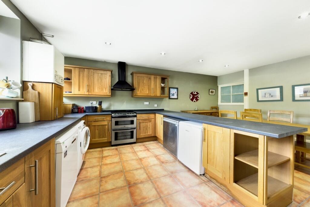 Apartment in Clevedon, Walton Park - View 5