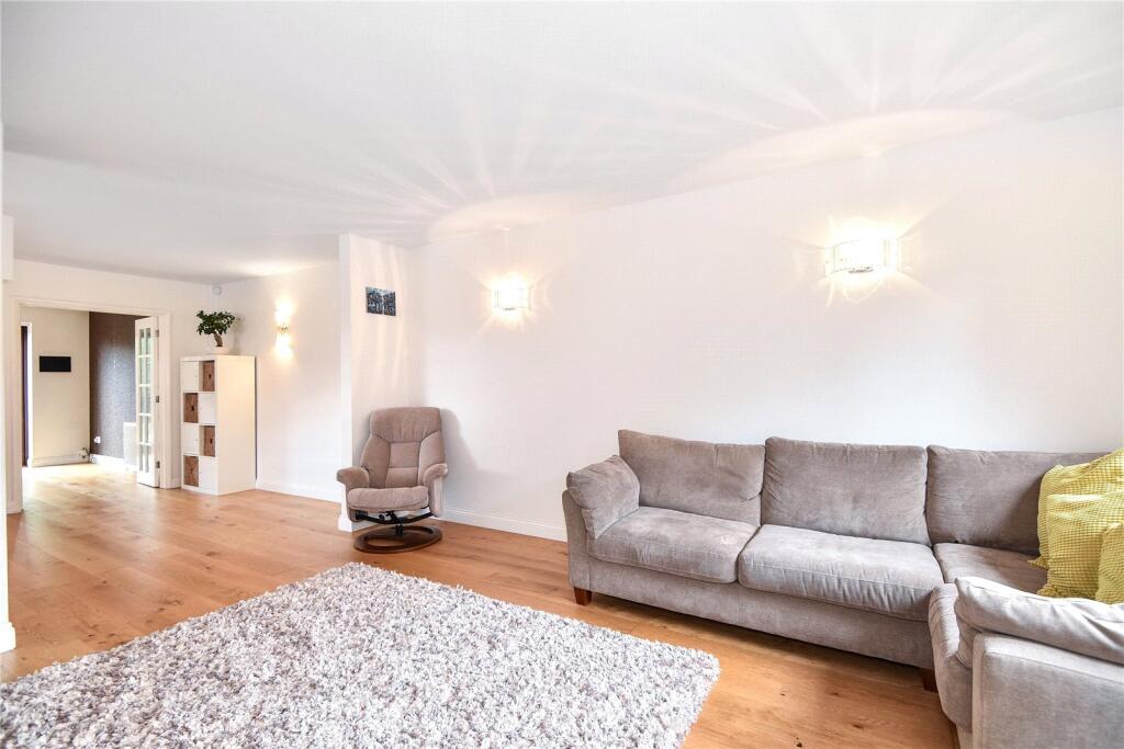 Eamont Close, Ruislip photo 3