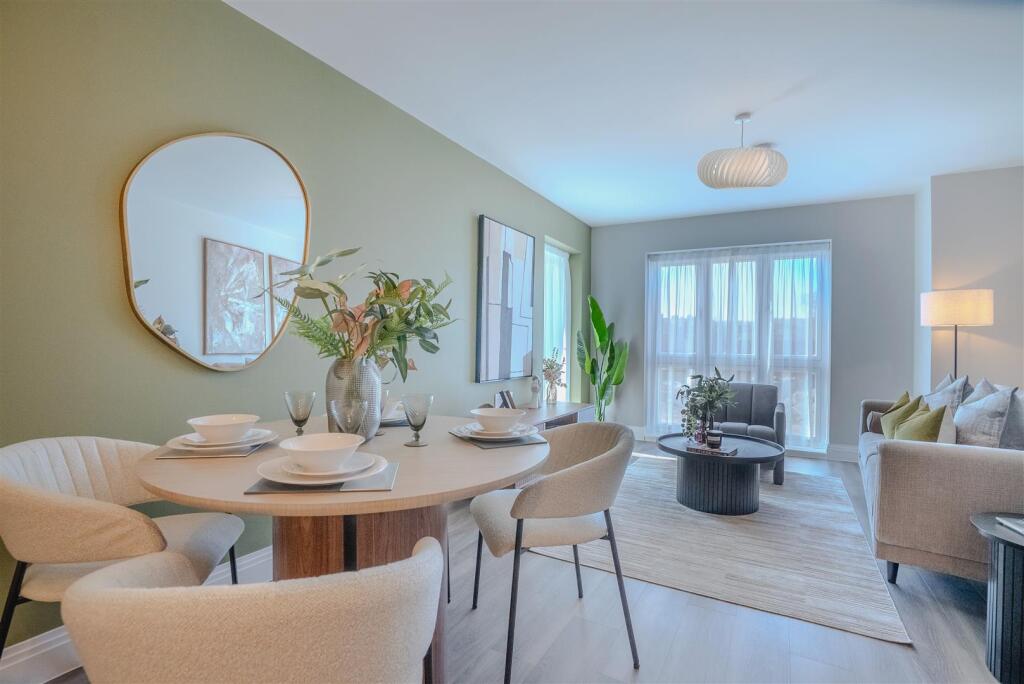Apartment in Tonbridge and Malling, Brook Street - View 3