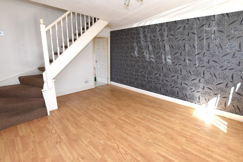Woodrush End, Stanway, Colchester photo 4