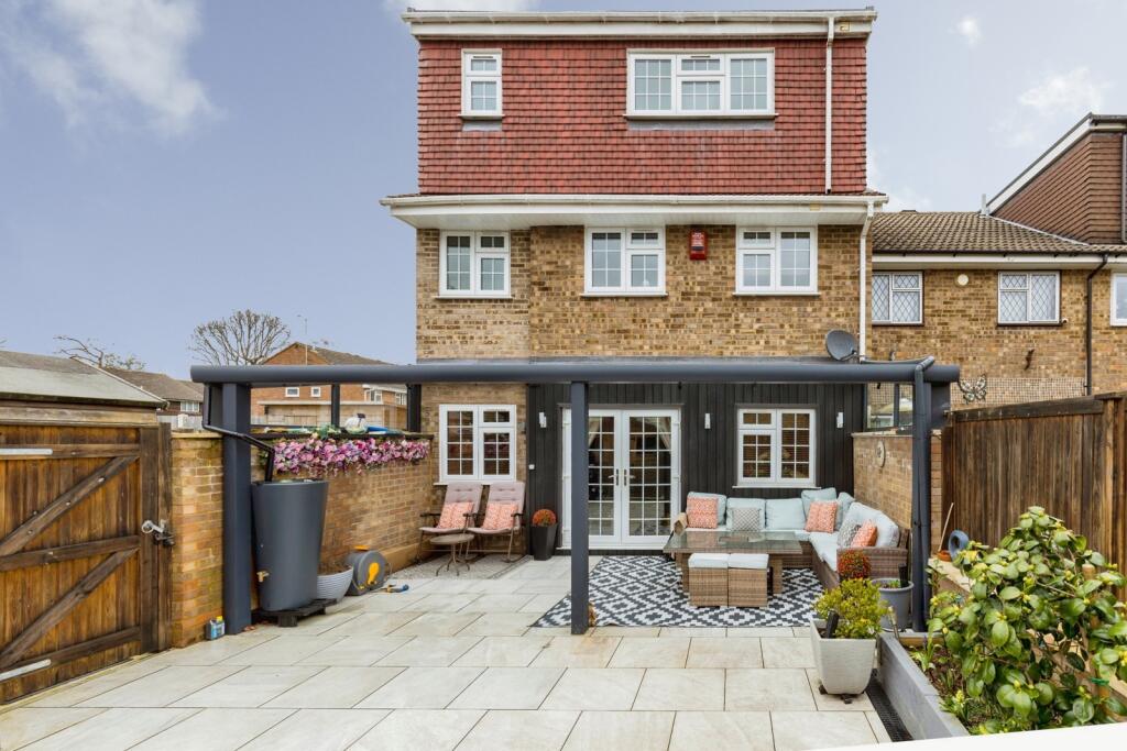 Main image of property: Haywards, Crawley, West Sussex, RH10