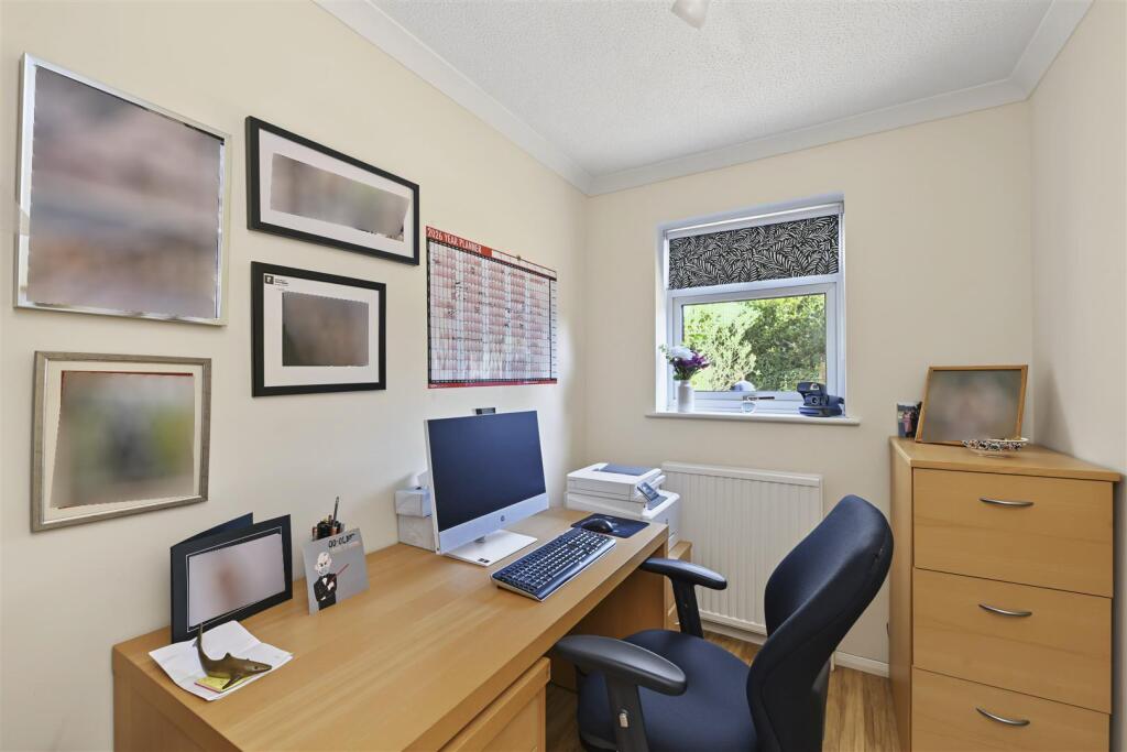 House in St Albans - View 5