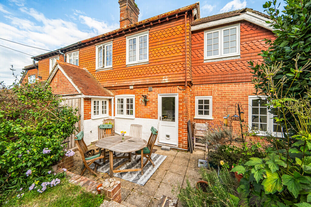 House in Redhill - View 3