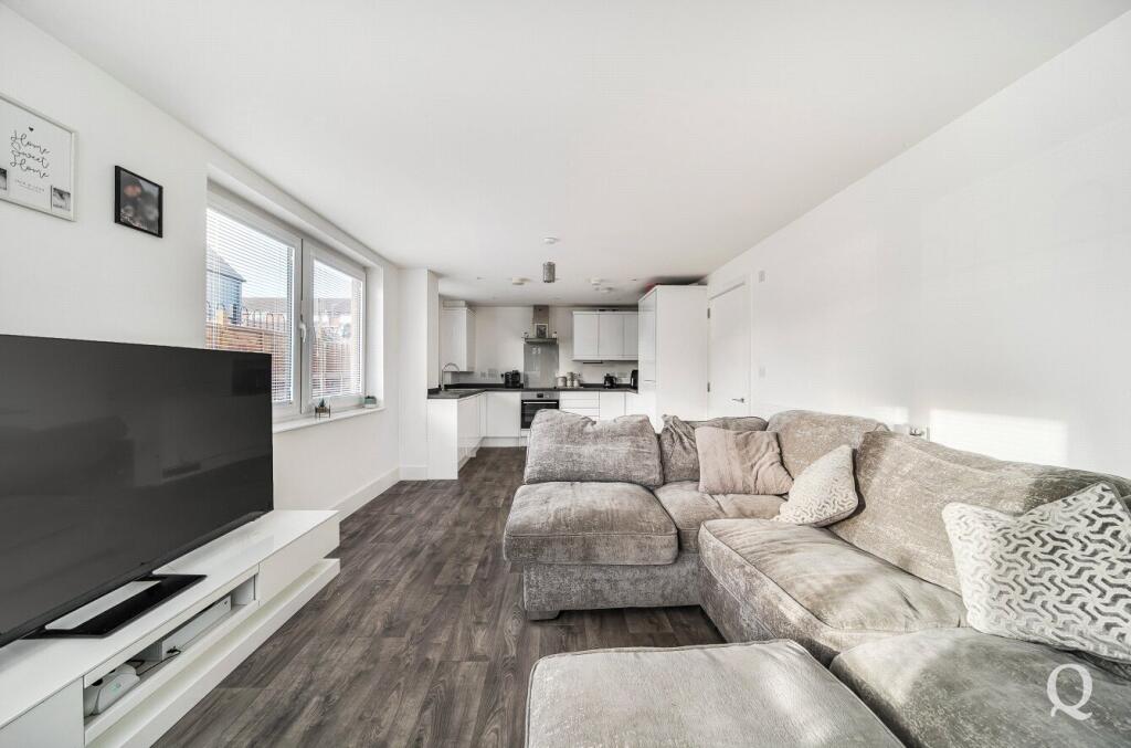 Apartment in Swale, Kent - View 4