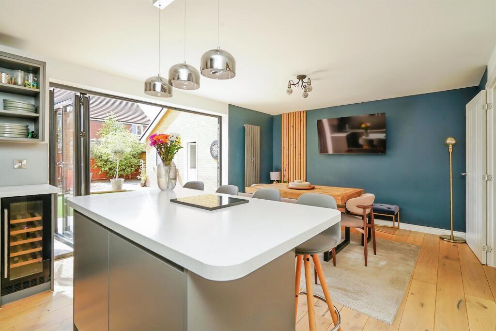 House in Vale of White Horse, Great Western Park, Western Valley - View 4