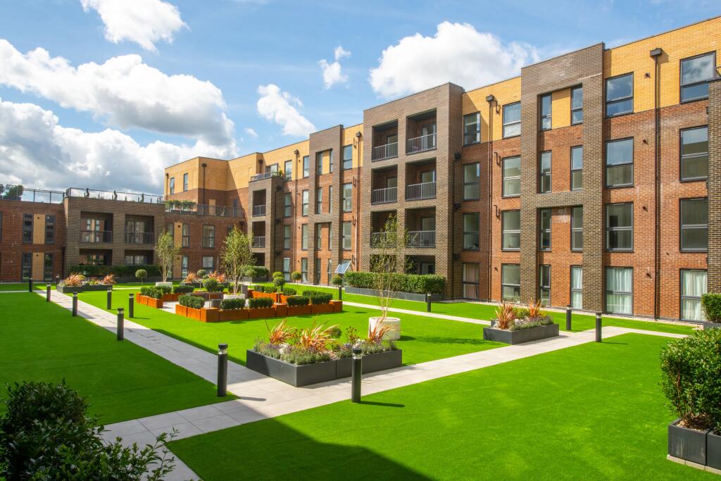 Main image of property: Meudon Avenue,
Farnborough,
GU14 7HP