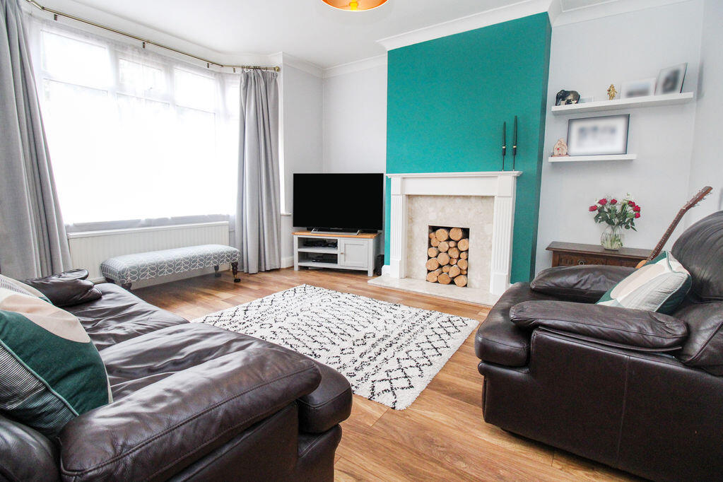 House in Milton Keynes, Bedford - View 5