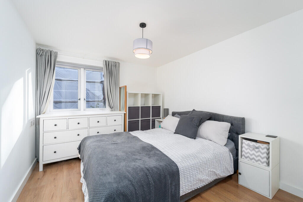 Apartment in London - View 5