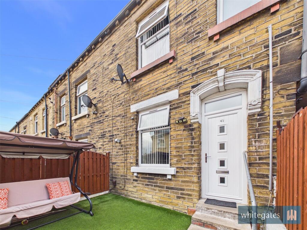 Main image of property: West Park Terrace, Bradford, West Yorkshire, BD8