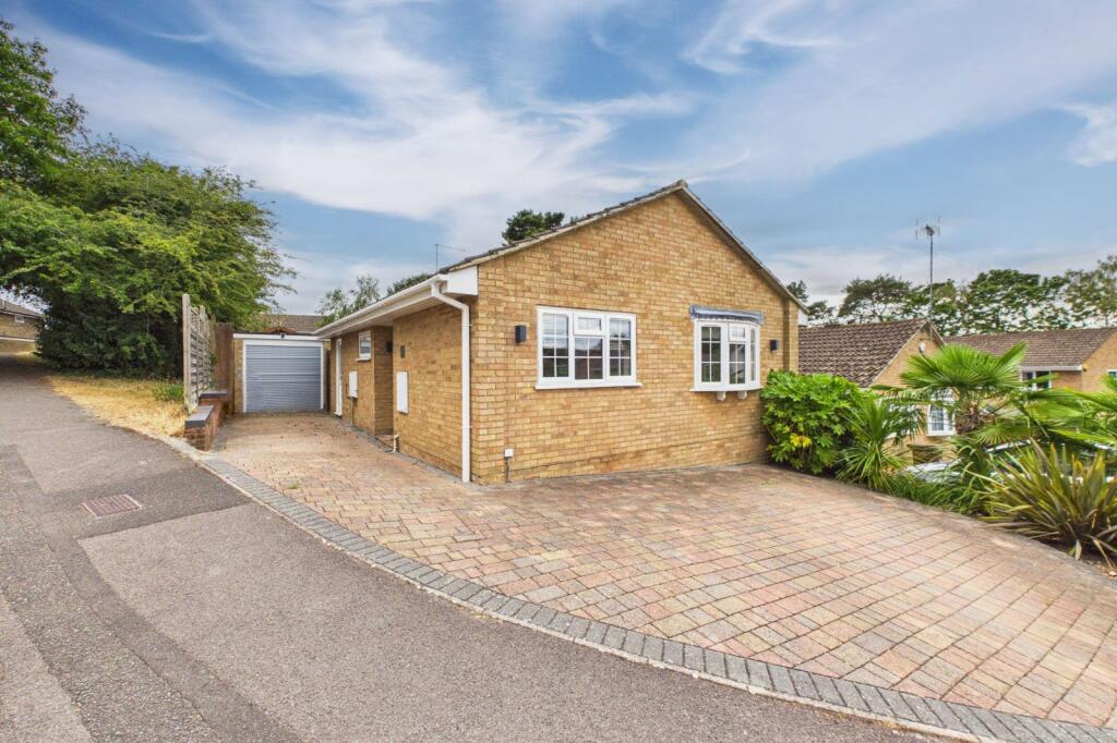Main image of property: Nuffield Drive, Owlsmoor, Sandhurst, Berkshire, GU47