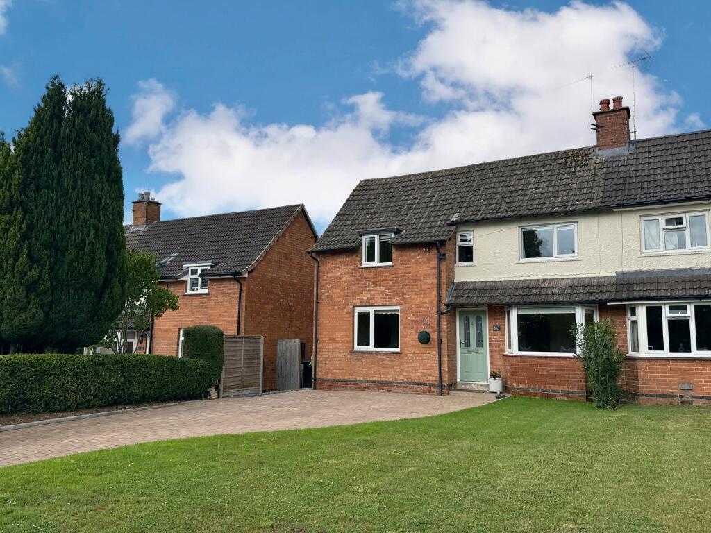 Main image of property: Park Lane, Snitterfield, Stratford upon Avon