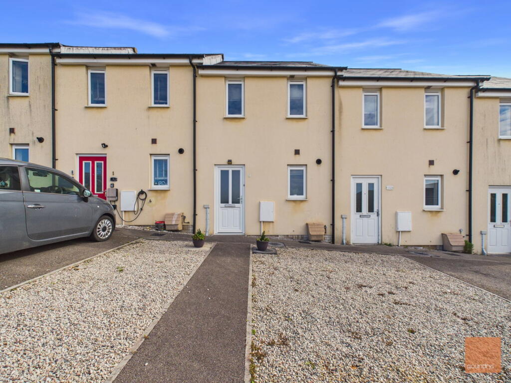 Main image of property: Gwarak Tewdar, Truro, TR1 2FL