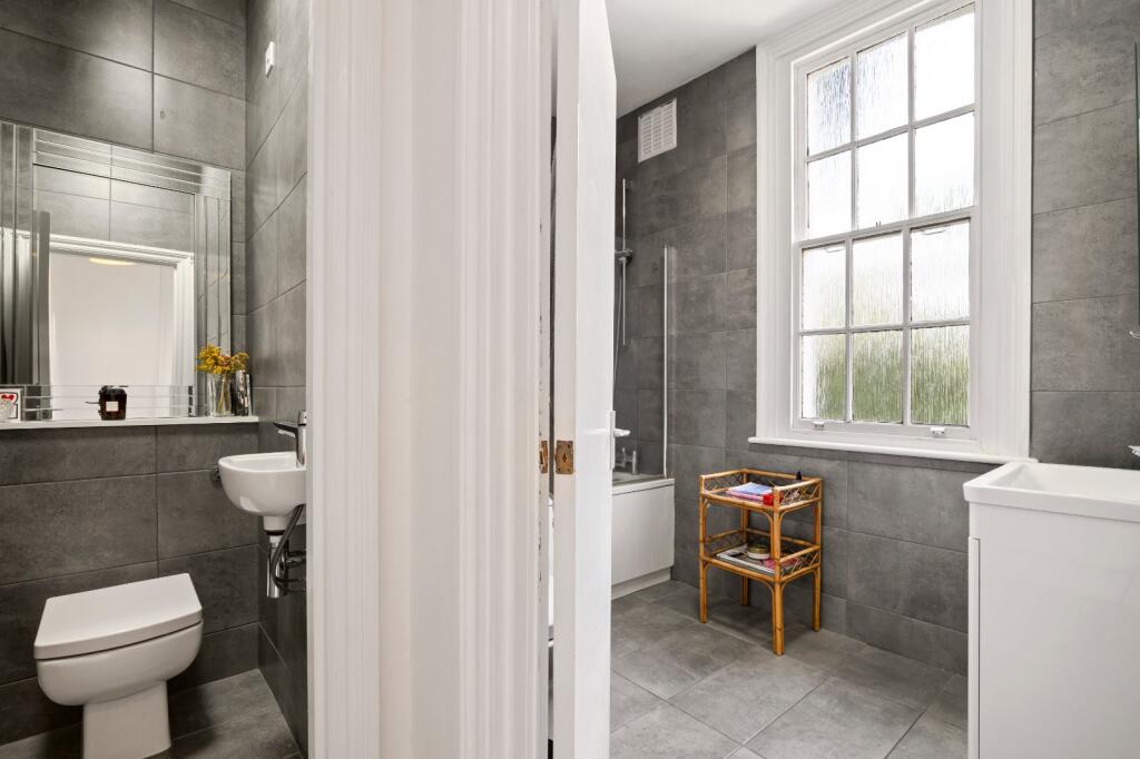 House in London - More