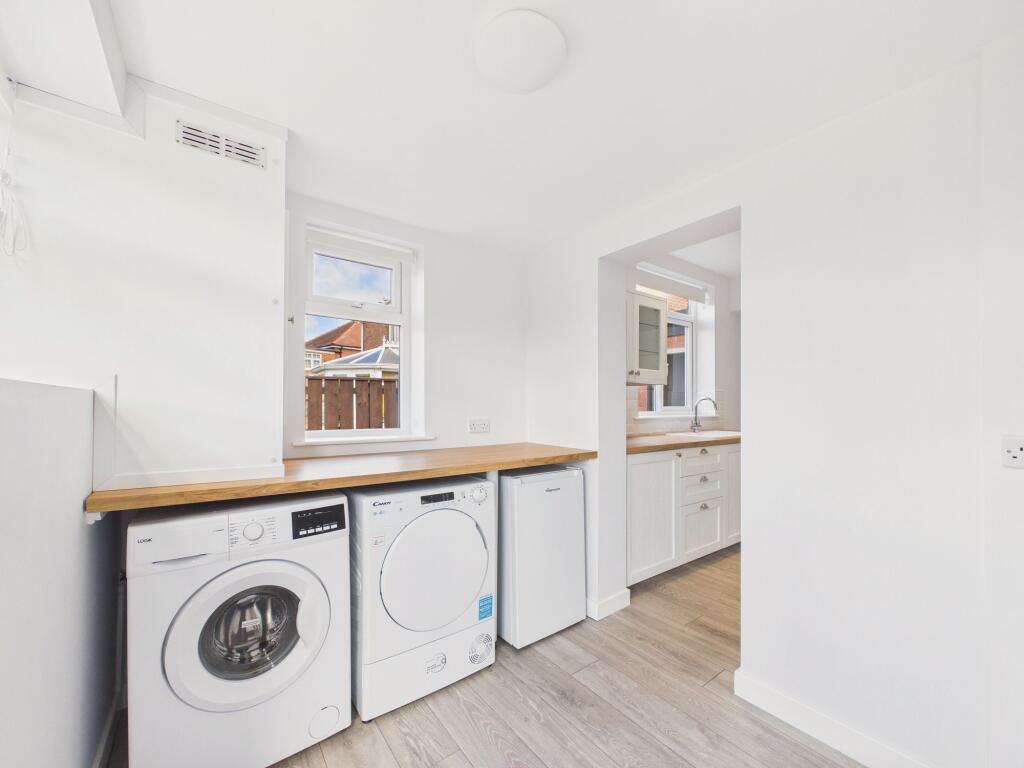 House in Newcastle upon Tyne, Cowgate, Benwell - More