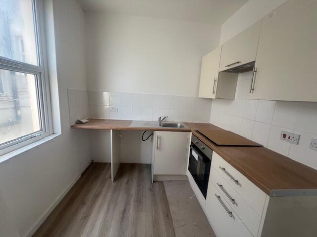 Main image of property: Albany Road, Cardiff(City), CF24