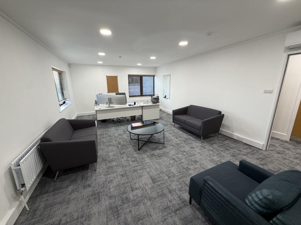 Additional image 4 of Unit 17 Hockley Court, 2401 Stratford Road, Hockley Heath, B94 6NW