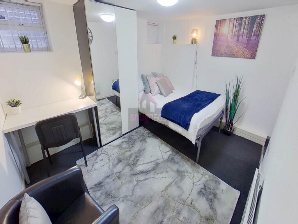 Main image of property: Gildabrook Road, Salford, 