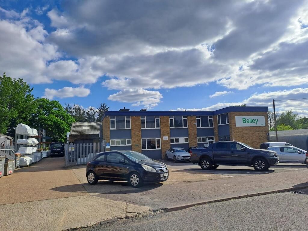 Main image of property: Unit 2 Blatchford Close, Horsham, RH13 5RG