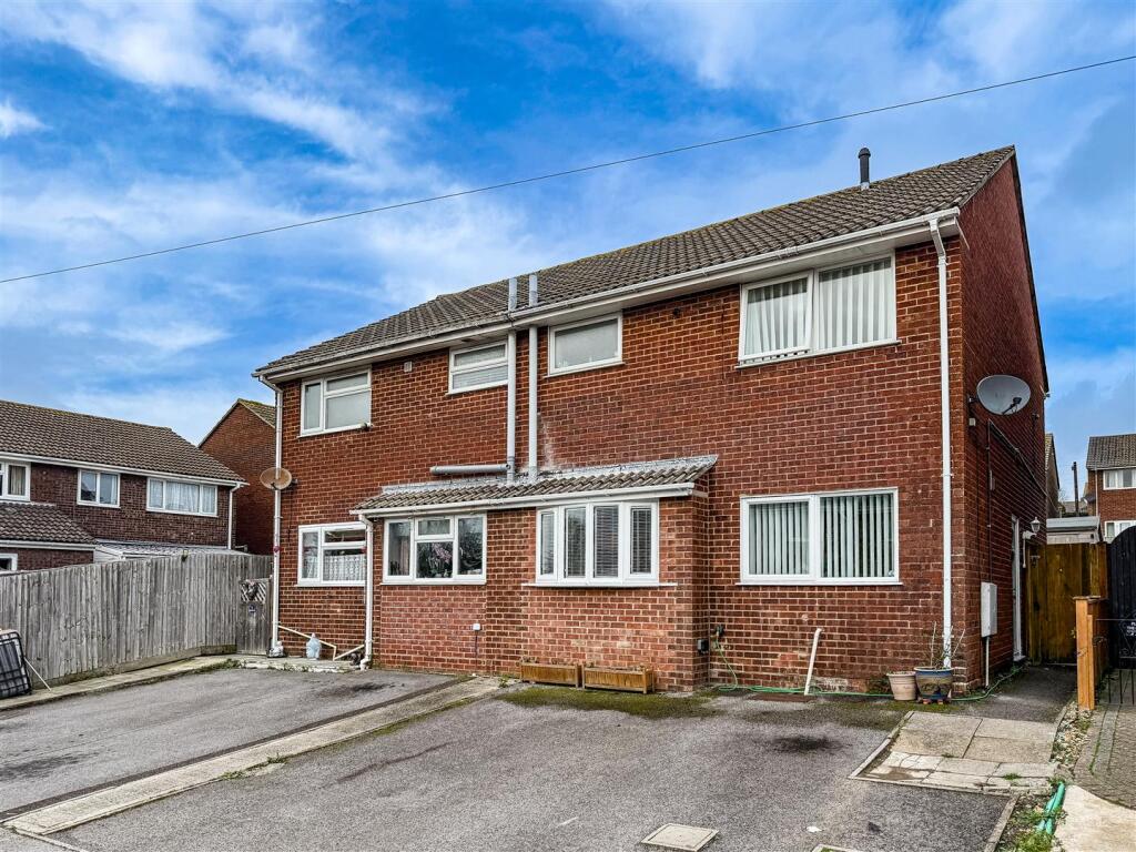 Main image of property: Hawthorn Close, Portchester