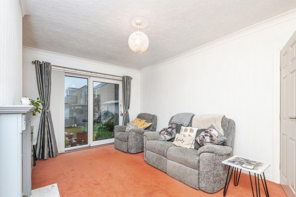 Rumble Road, DEWSBURY photo 4