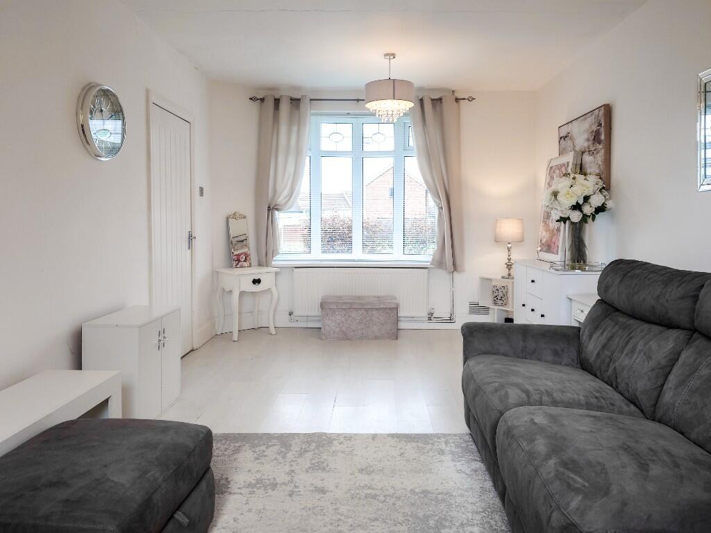 Underwood Road, Hyde, Greater Manchester, SK14 photo 5