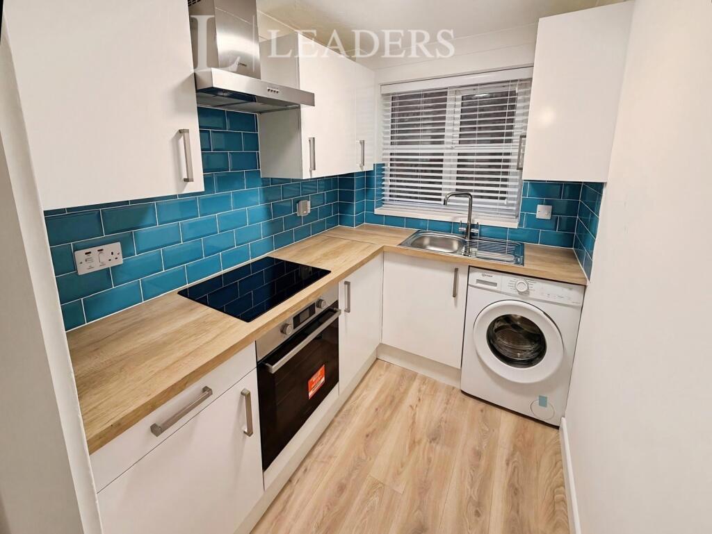 Apartment in Clacton-on-Sea, Great Clacton - View 2