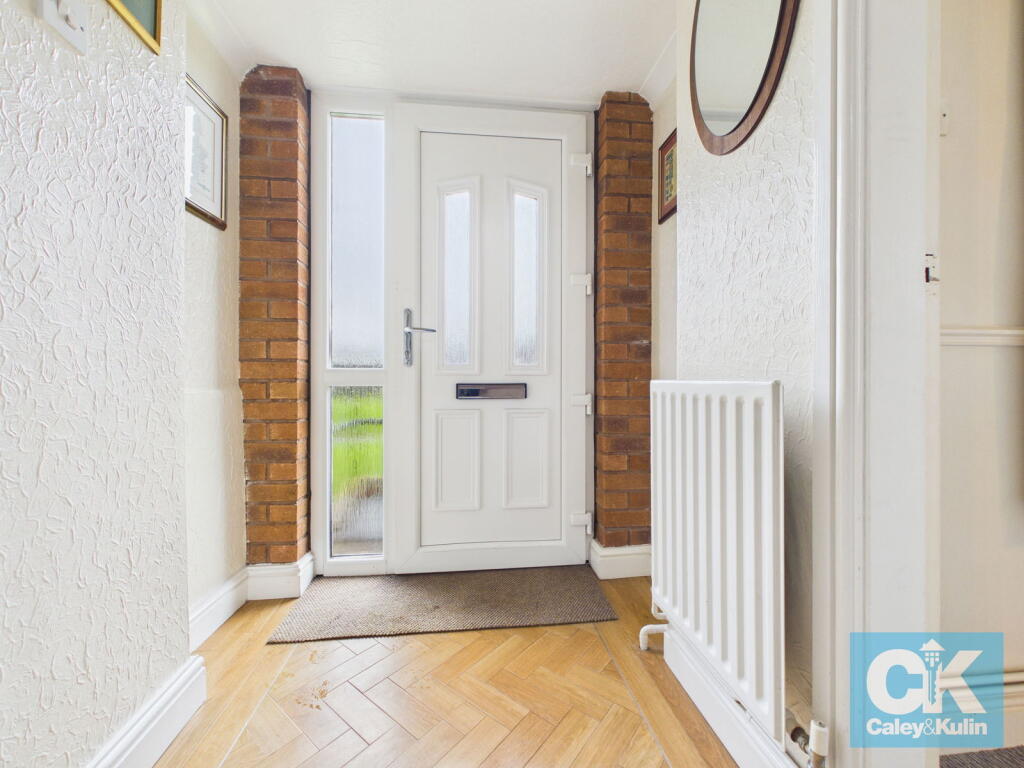 Boscomoor Close, Penkridge, Staffordshire, ST19 5LP photo 3