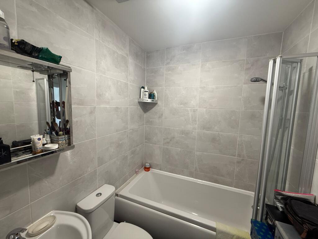 Apartment in Tonbridge - View 5