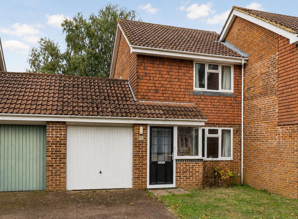 Main image of property: High Ridge, Godalming, Surrey, GU7