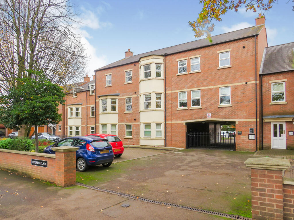 Main image of property: Lillington Road, Leamington Spa