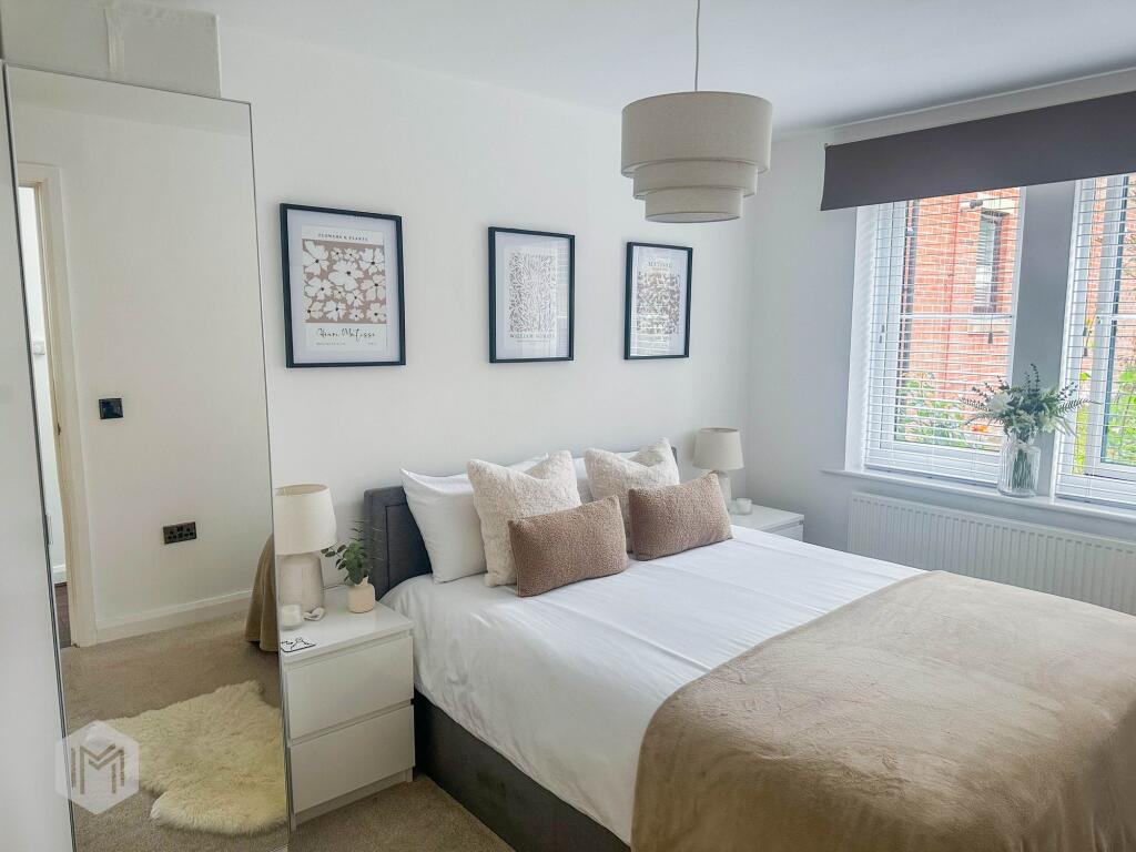 Apartment in Bolton - View 4