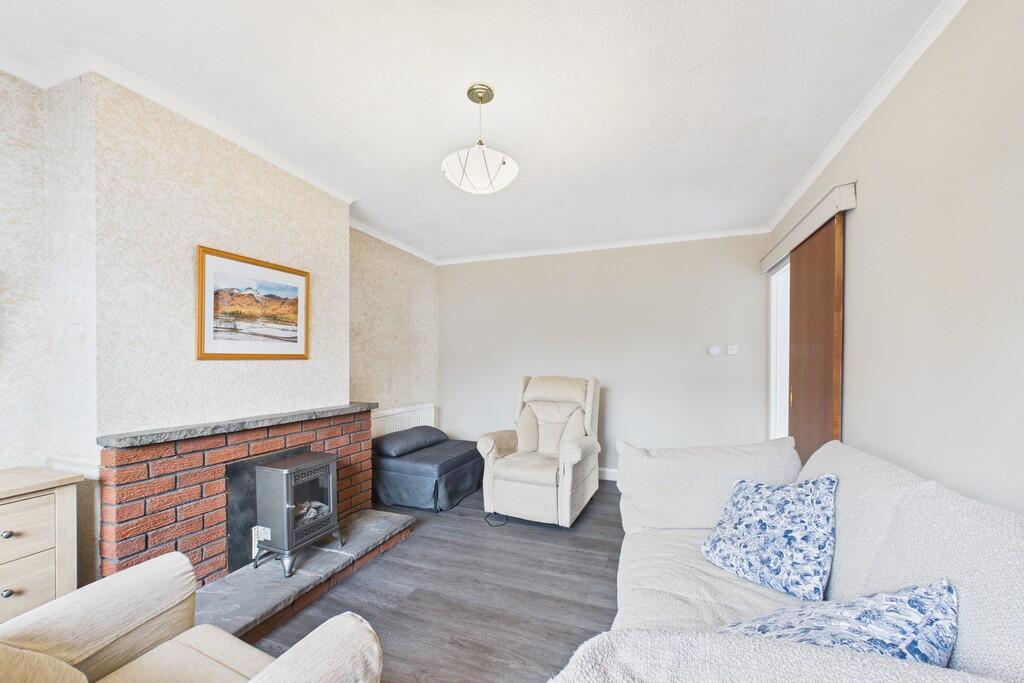 75 Croftlands, Warton, Carnforth LA5 9QA photo 3