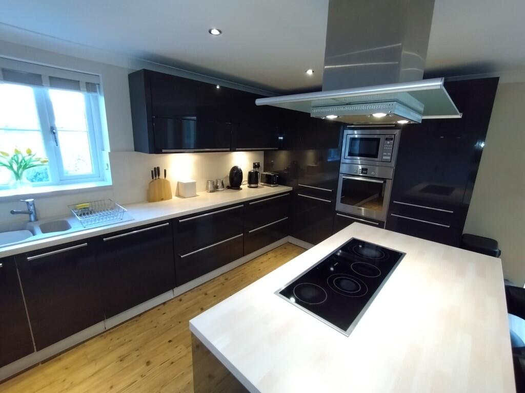 Lapwing Road, Kidsgrove, Stoke-on-Trent photo 4