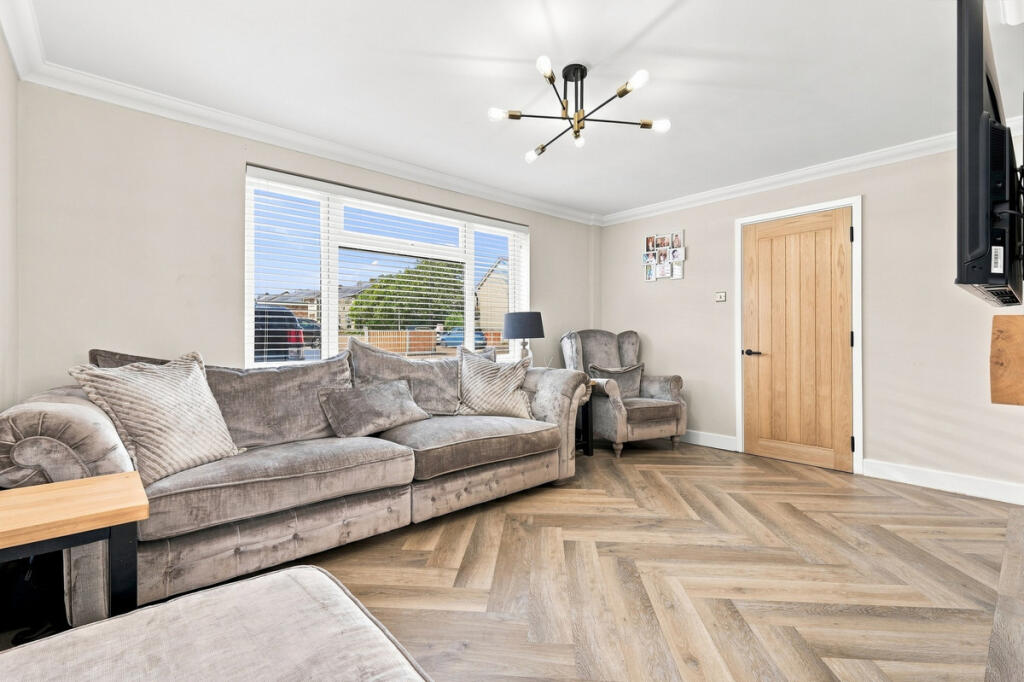 House in Southend-on-Sea - View 5
