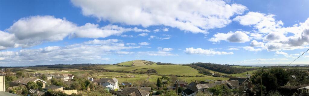 Main image of property: The Mall, Brading