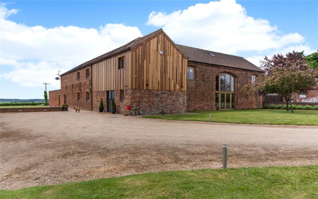 Main image of property: Norwell Woodhouse, Newark, Nottinghamshire, NG23