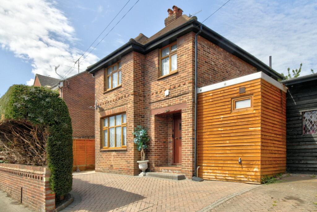 House in Tunbridge Wells, High Brooms, Southborough - View 4