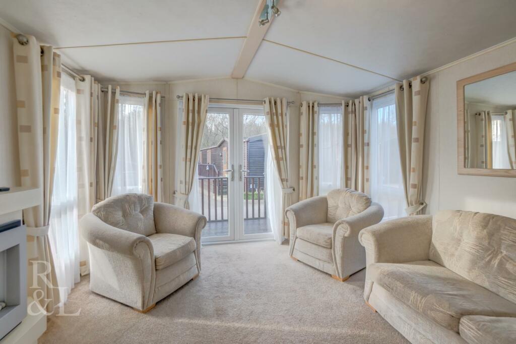 Swainswood Luxury Lodges, Park Road, Overseal, Swadlincote photo 2