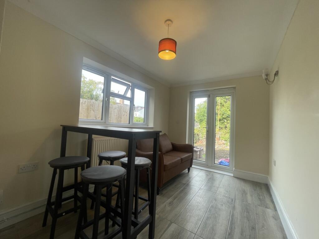 House in Cardiff, Cathays - View 2