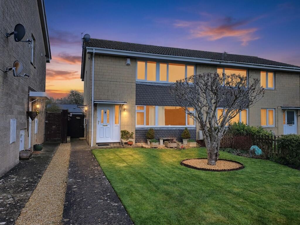 Boundary Walk, Trowbridge, BA14