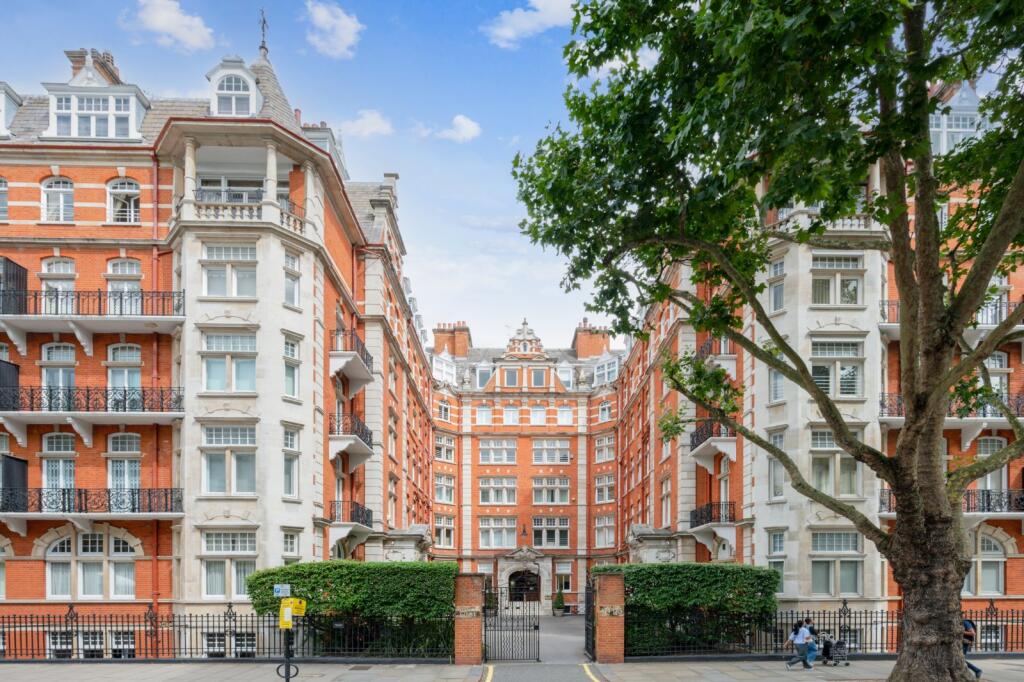 Main image of property: Alexandra Court,
171-175 Queen's Gate, SW7