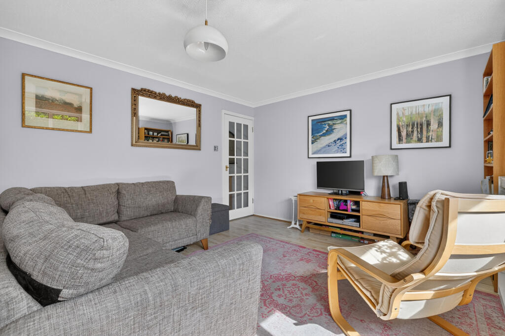 Wiltshire Drive, Wokingham, RG40 - View 5