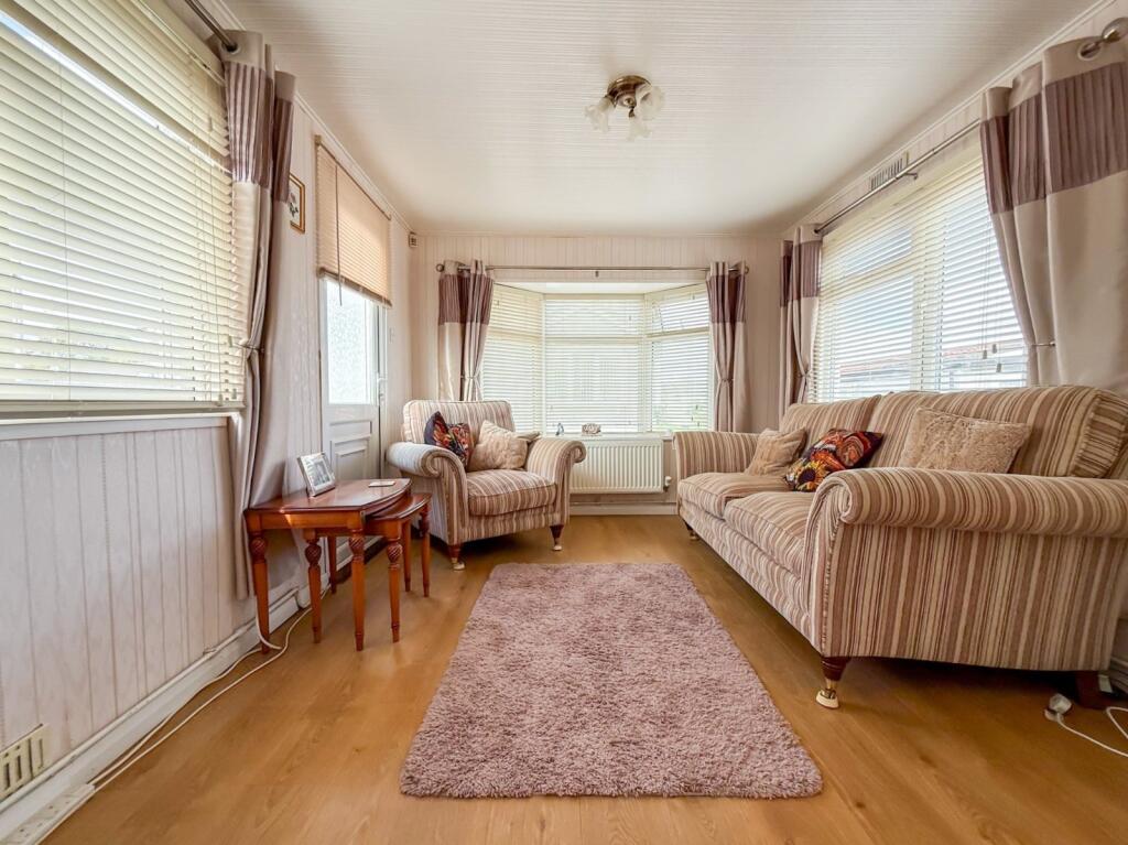 House in Potters Hill, Pottershill - View 3