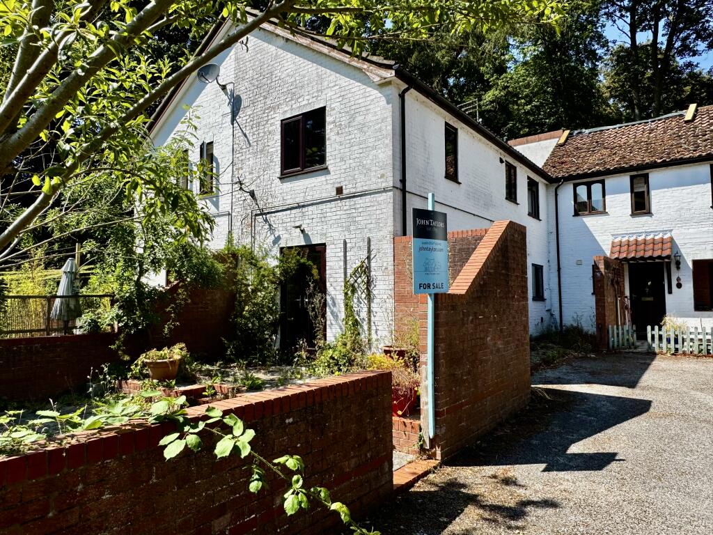House in East Lindsey, Elkington