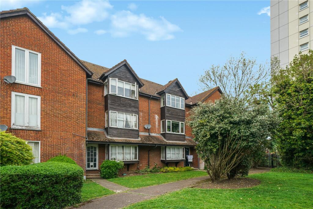 Main image of property: Mahon Close, Enfield, Middlesex, EN1