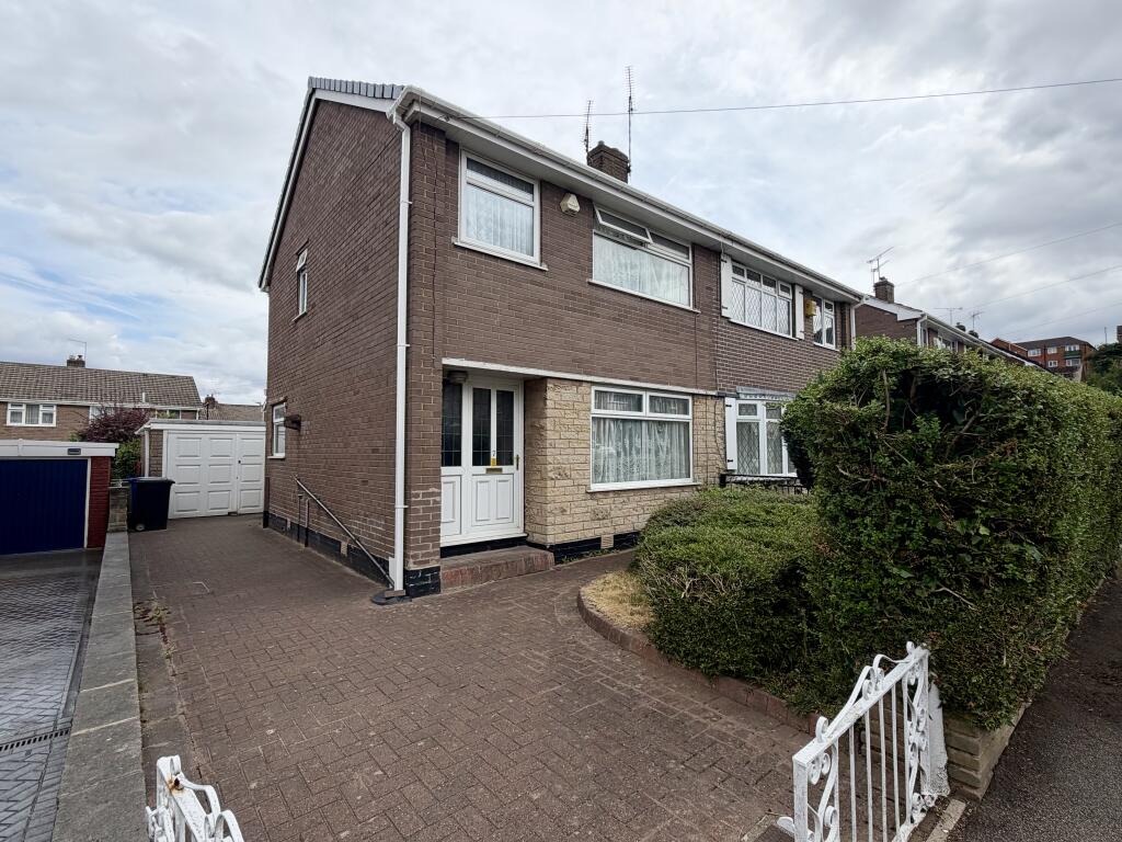Main image of property: 7 Crispin Drive, Gleadless , Sheffield, South Yorkshire S12 2NE
