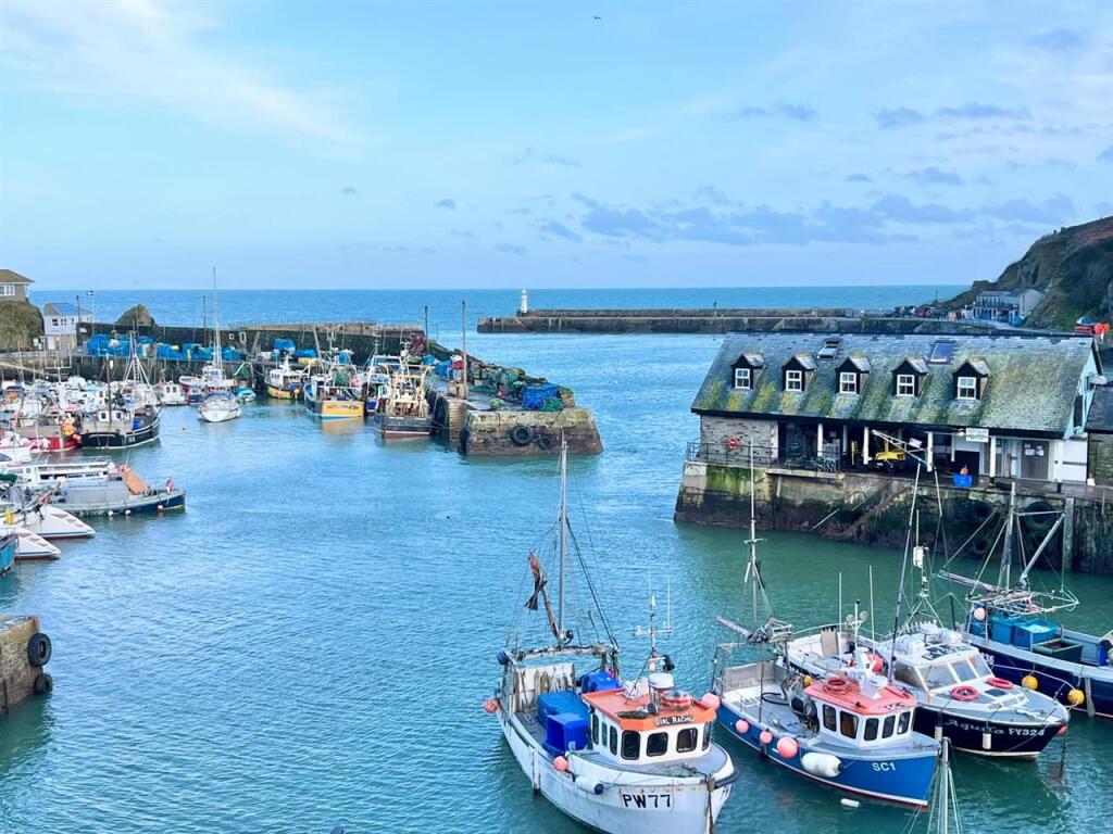 Mevagissey, Cornwall. PL26 photo 4